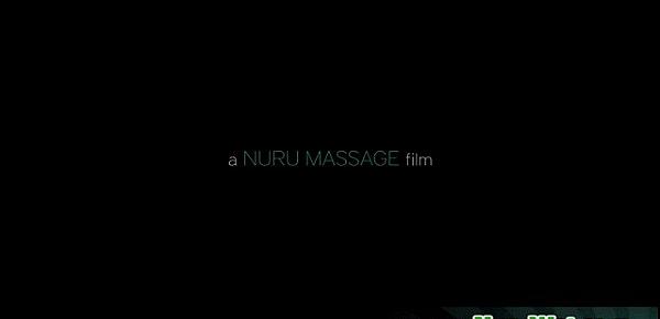  Gorgeous babe gives a Nuru massage 08